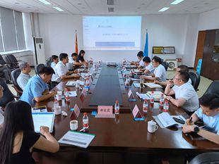 京城機(jī)電黨委副書記、總經(jīng)理王軍一行蒞臨華德液壓調(diào)研指導(dǎo)工作